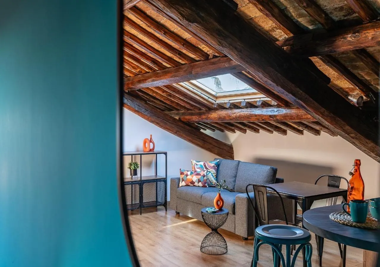 Roma 20Min-Elegante Loft Storico Grottaferrata Apartment Italy