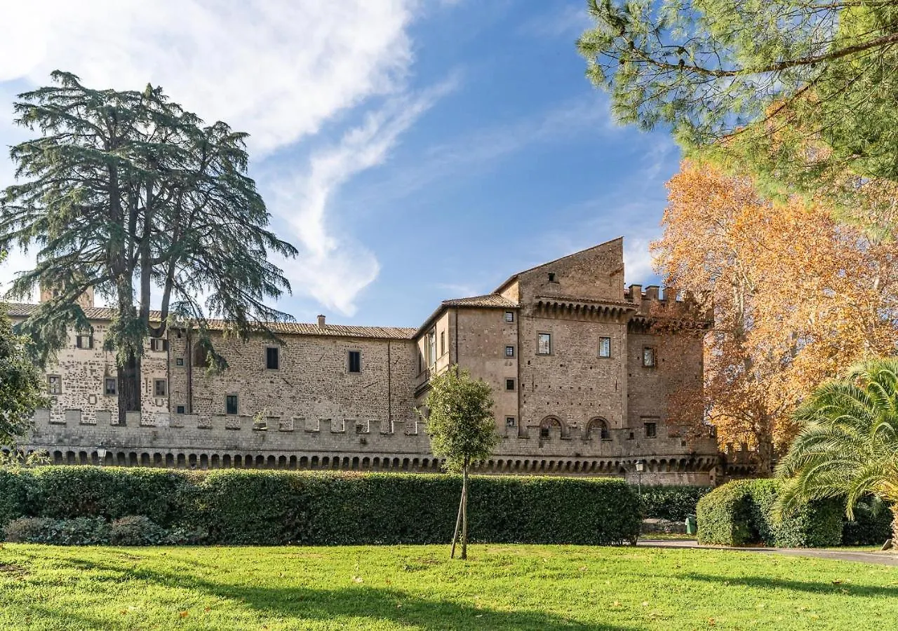 Roma 20Min-Elegante Loft Storico Grottaferrata Apartment