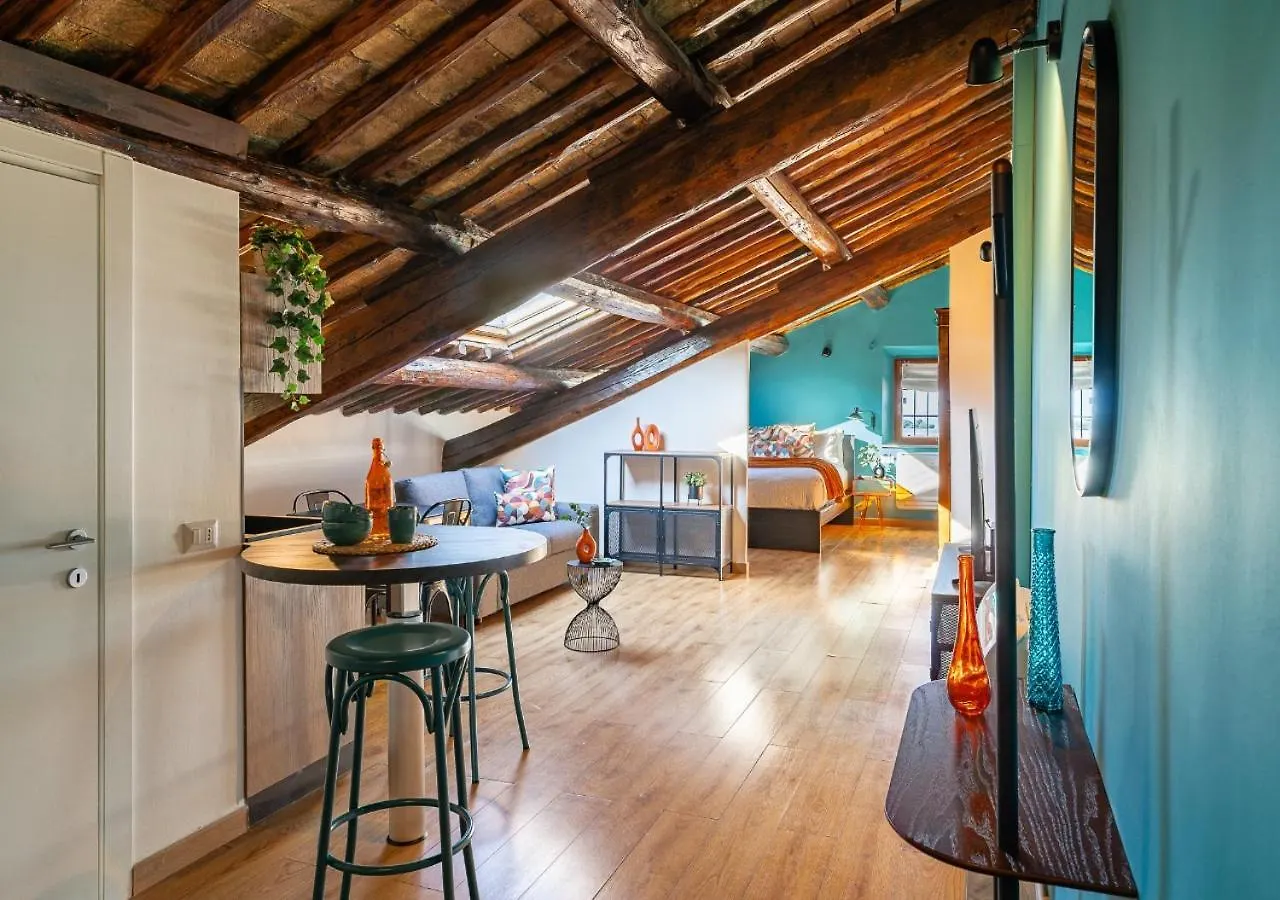Roma 20Min-Elegante Loft Storico Grottaferrata Apartment